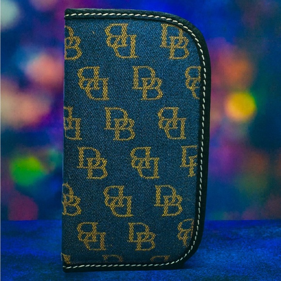 DOONEY & BOURKE Denim Signature Monogram Eyeglass Case | Vintage Rarity | EUC 🕶️ - Picture 1 of 3